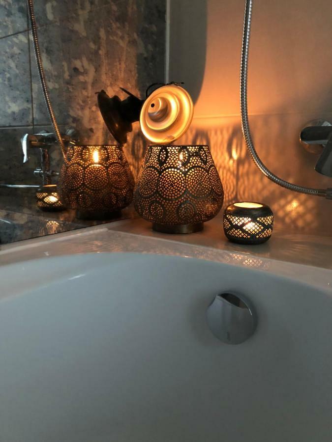 Stylish Old Town Apartment ريغا المظهر الخارجي الصورة